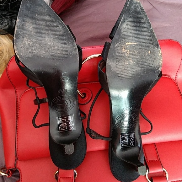 Kitten heels with a addtl photo details of heels - Picture 5 of 7